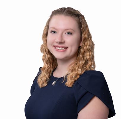 Erin_Owens_headshot2-right_pose_white_background