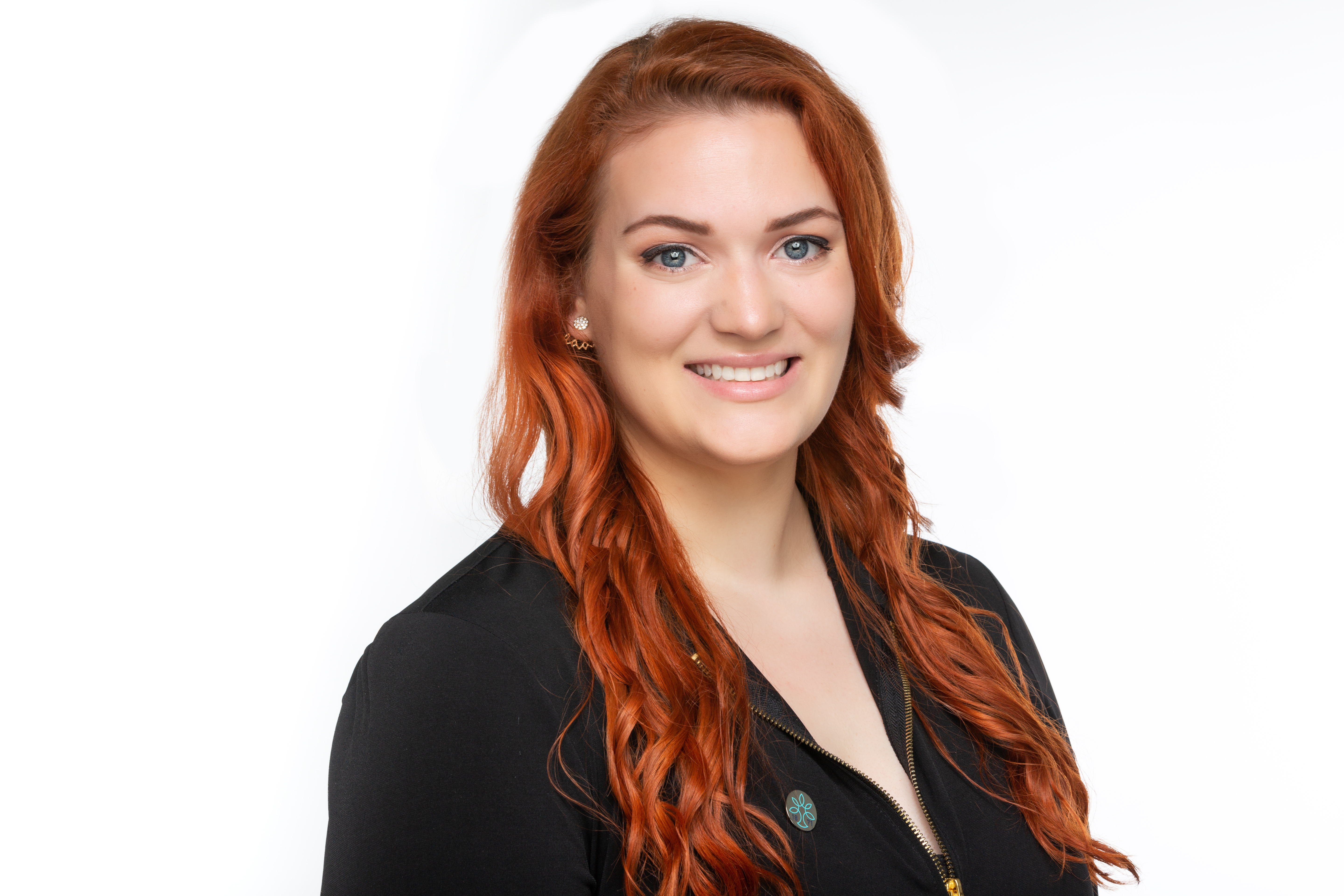 Kaitlin-Frisbie_white-background