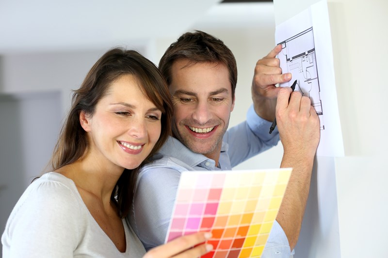 Couple-remodeling-Caucasian_shutterstock_115987624