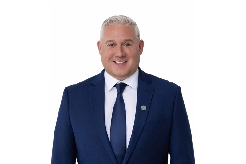 Jay_Richardson_headshot_cropped-background_removed