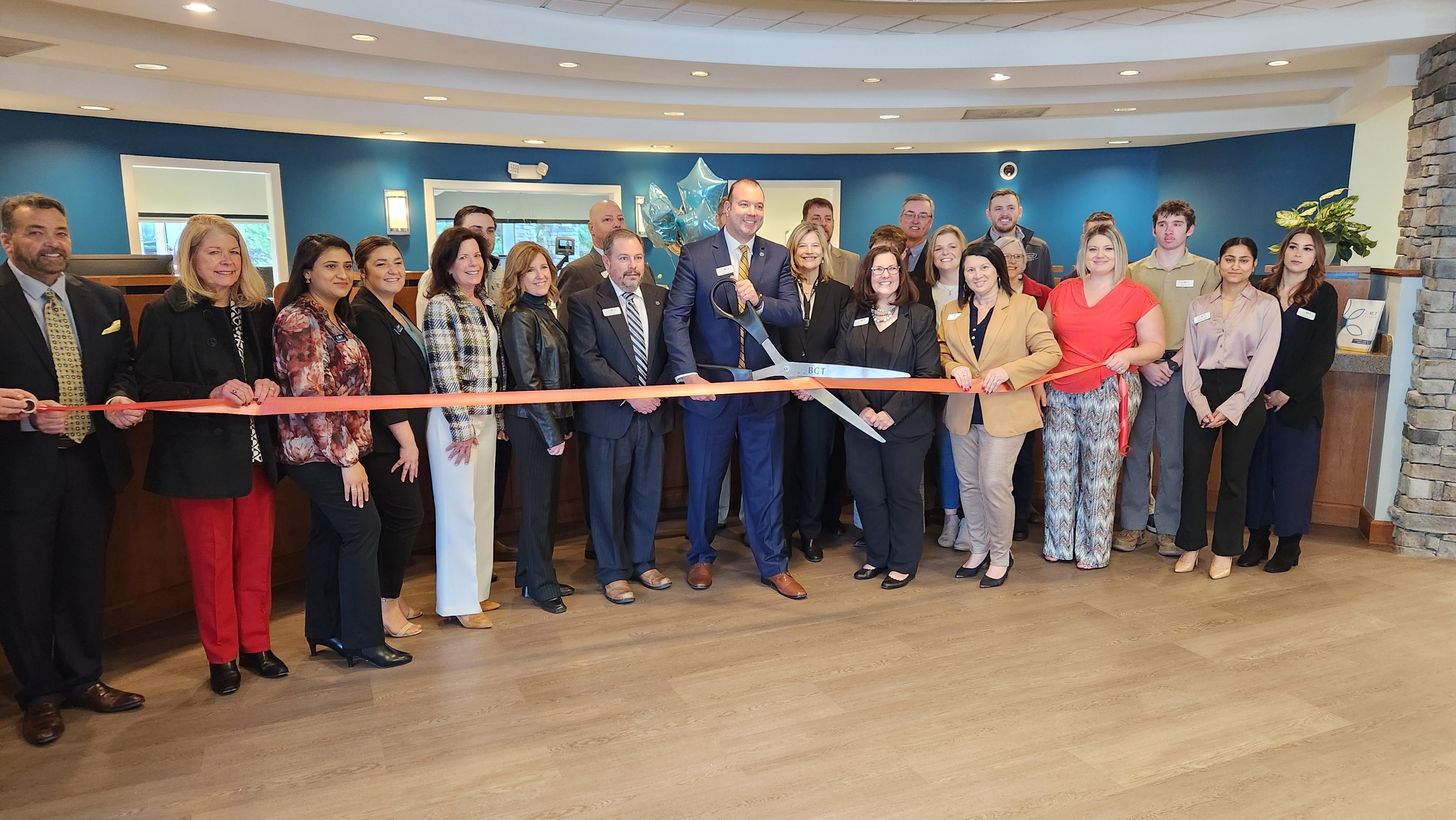 Ribbon_Cutting-Martinsburg